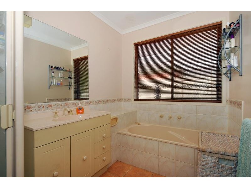 3 Windella Grove, Skye VIC 3977