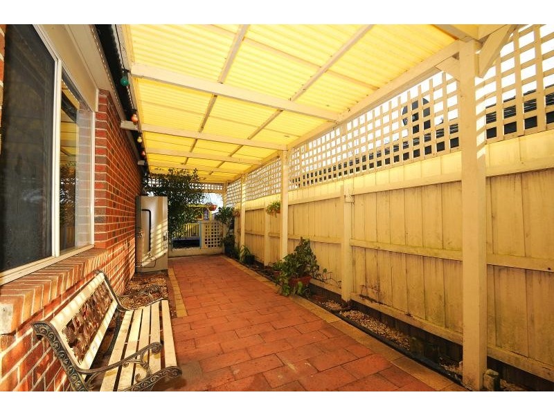 6 Flora Park Way, Carrum Downs VIC 3201