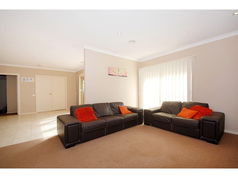 1/55 McClelland Drive, Skye VIC 3977