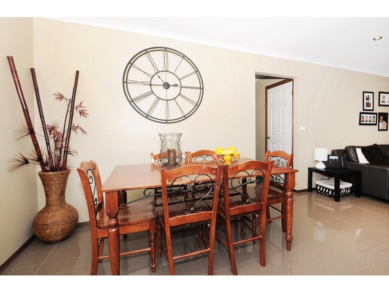 19 Honeyeater Place, Carrum Downs VIC 3201