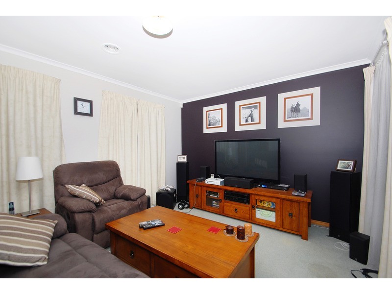 37 Sandfield Drive, Carrum Downs VIC 3201