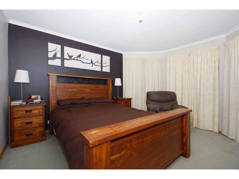 37 Sandfield Drive, Carrum Downs VIC 3201