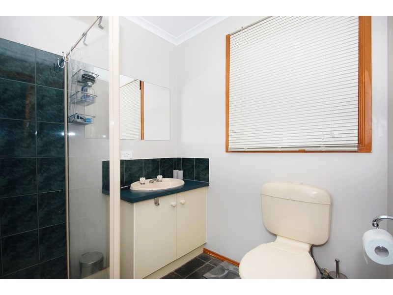 37 Sandfield Drive, Carrum Downs VIC 3201