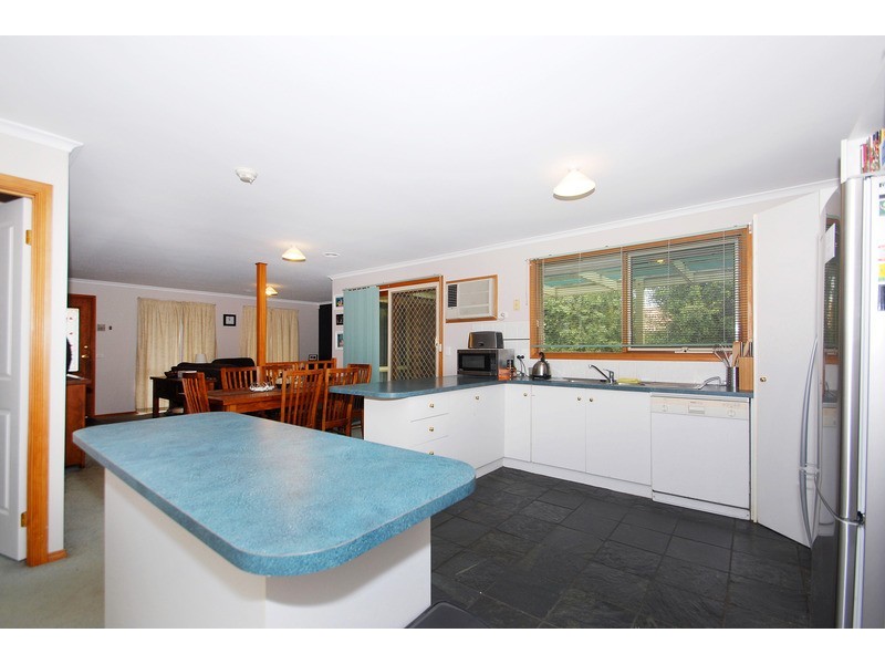 37 Sandfield Drive, Carrum Downs VIC 3201