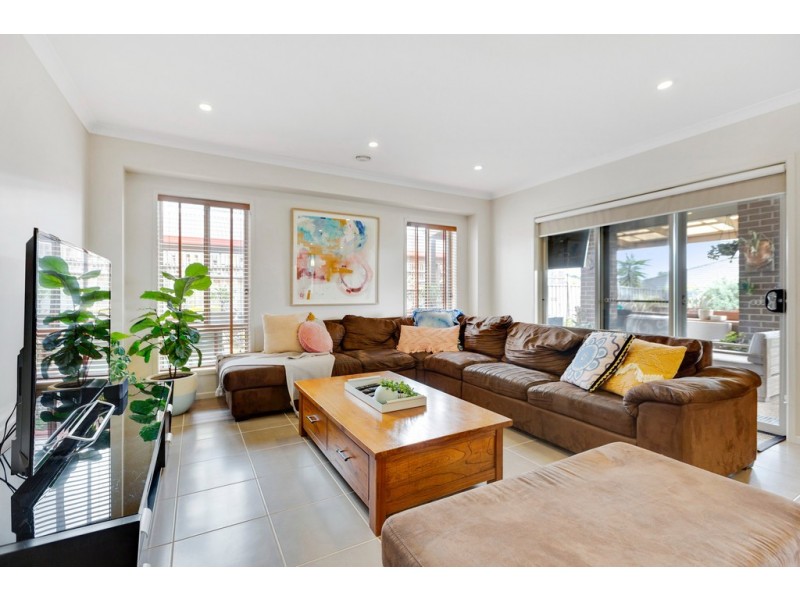 41 Sanoma Drive, Skye VIC 3977