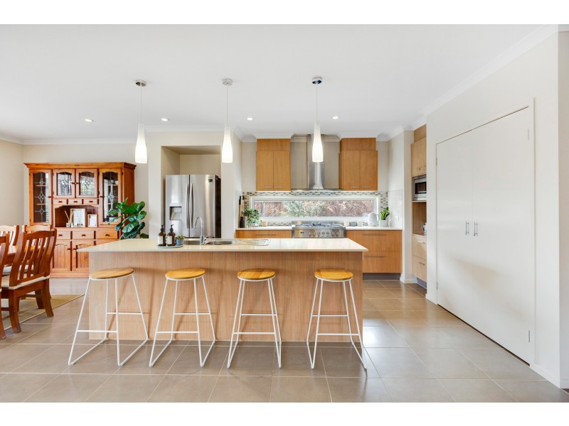 41 Sanoma Drive, Skye VIC 3977