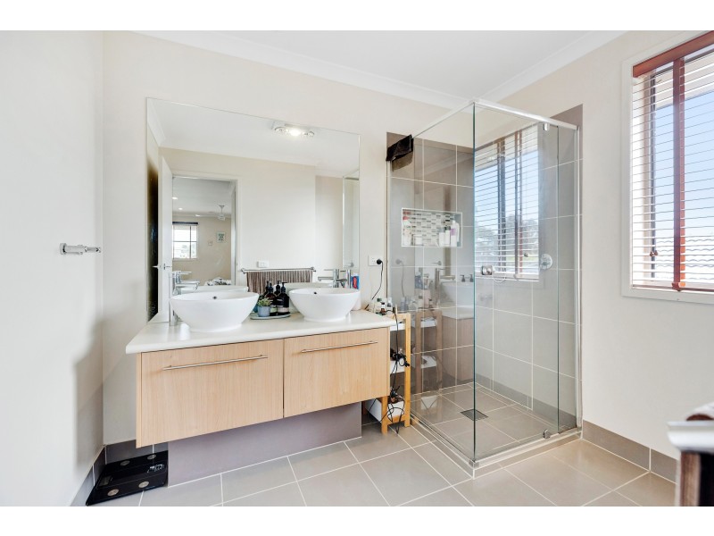 41 Sanoma Drive, Skye VIC 3977