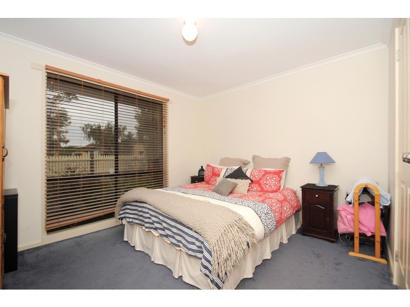 6 Oberon Drive, Carrum Downs VIC 3201