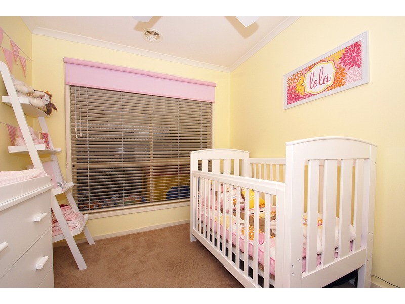 11 Madisson Crescent, Carrum Downs VIC 3201