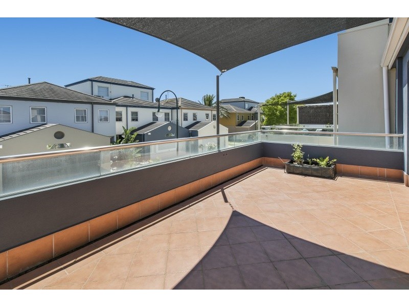 70 Scarborough Drive, Patterson Lakes VIC 3197