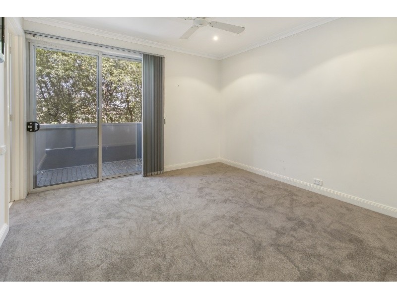 70 Scarborough Drive, Patterson Lakes VIC 3197