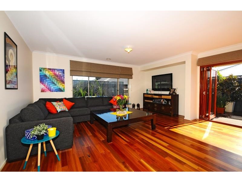 5 Rhone Grove, Skye VIC 3977