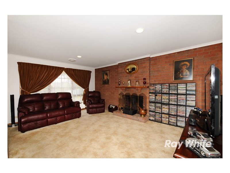 4 Corella Court, Carrum Downs VIC 3201