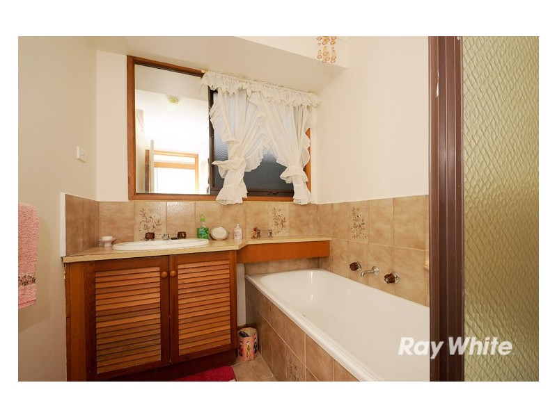 4 Corella Court, Carrum Downs VIC 3201