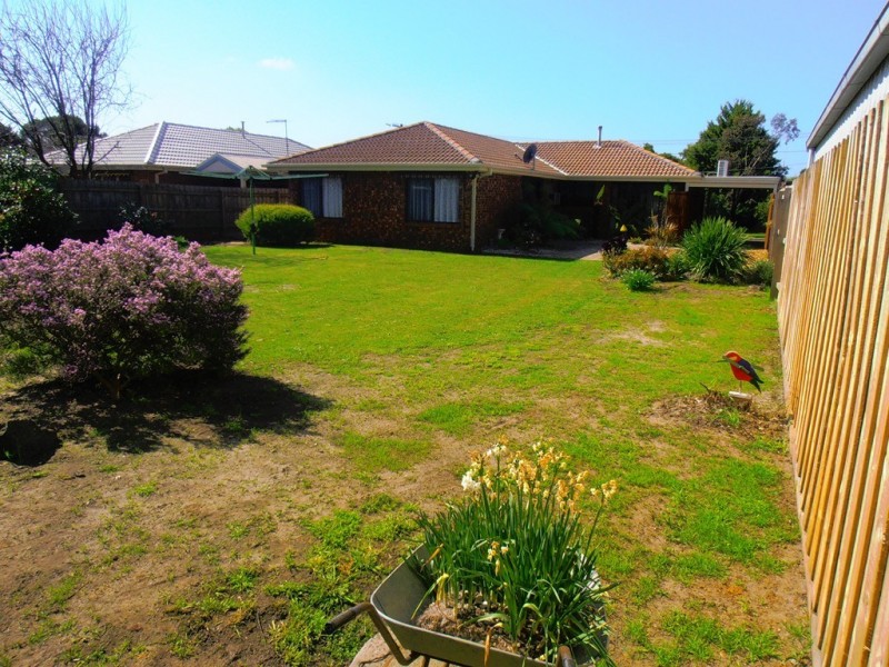 13 Cicada Court, Carrum Downs VIC 3201