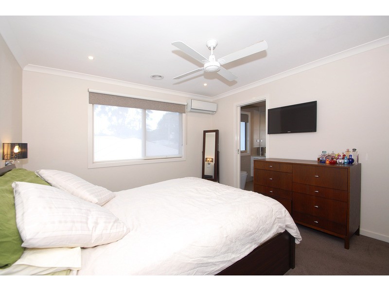 2/3 Margate Avenue, Frankston VIC 3199