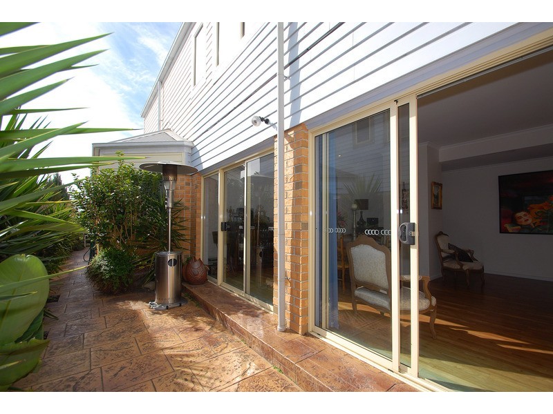 22 Tiller Lane, Patterson Lakes VIC 3197