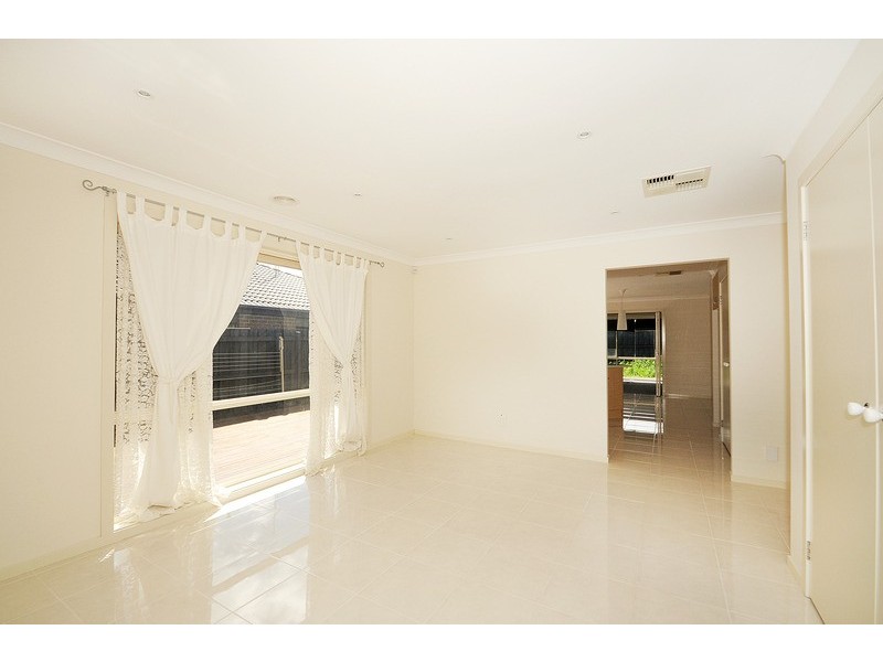 23 Triumph Way, Skye VIC 3977