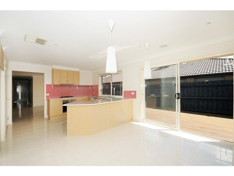 23 Triumph Way, Skye VIC 3977