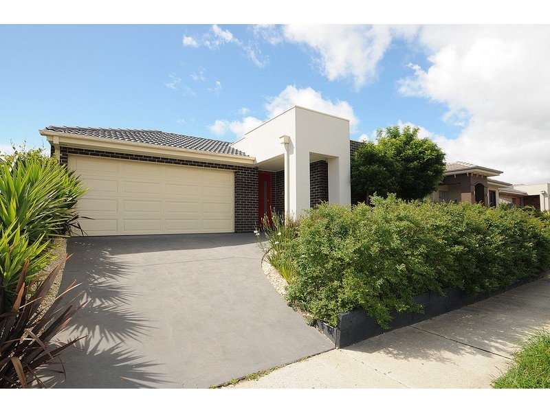 23 Triumph Way, Skye VIC 3977