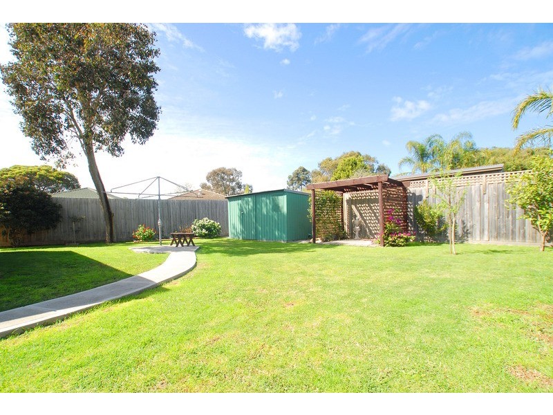 12 Sitella Court, Carrum Downs VIC 3201