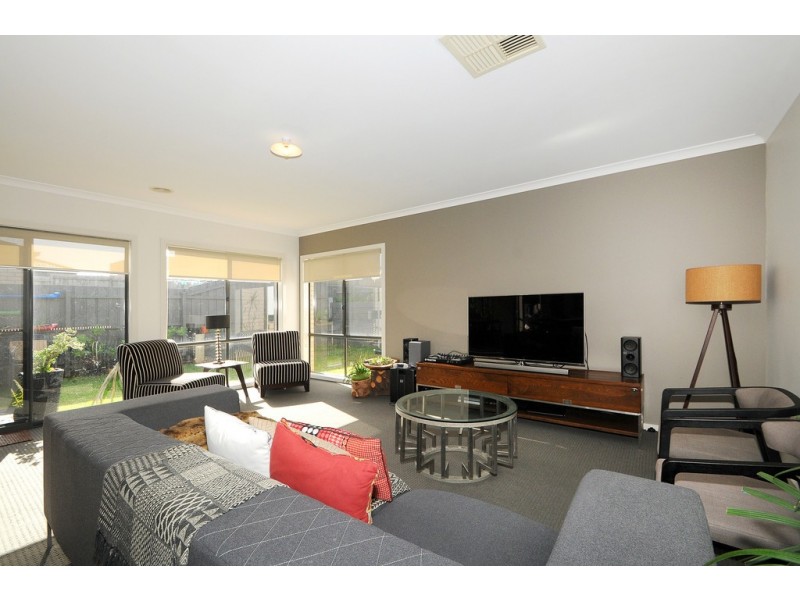 30 Lily Way, Skye VIC 3977