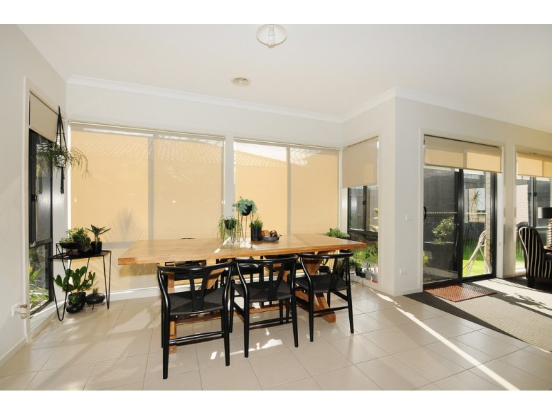 30 Lily Way, Skye VIC 3977