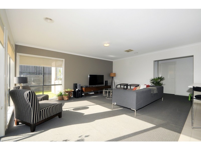 30 Lily Way, Skye VIC 3977