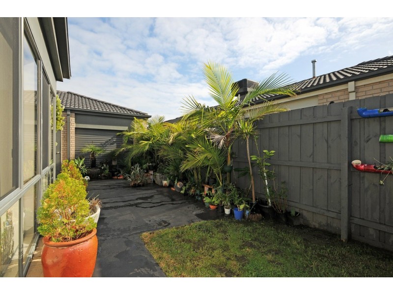 30 Lily Way, Skye VIC 3977