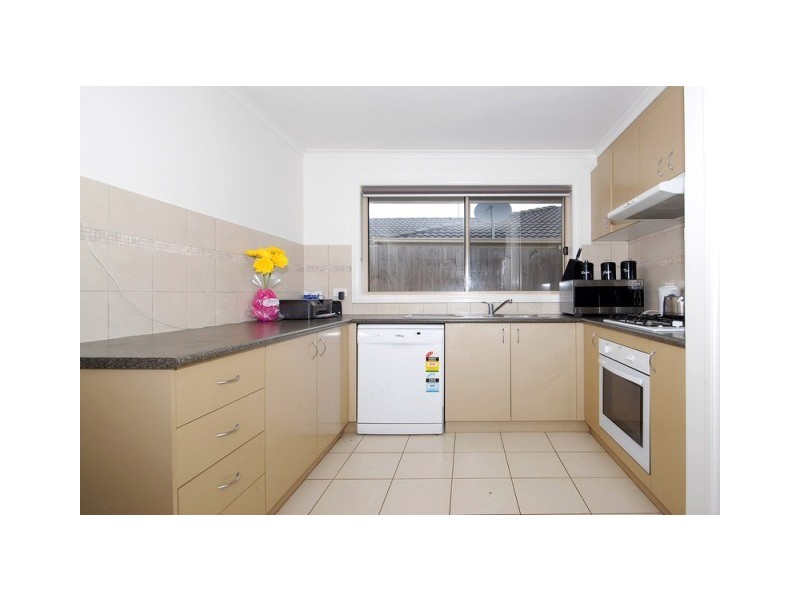 20/17 Coco Parade, Skye VIC 3977