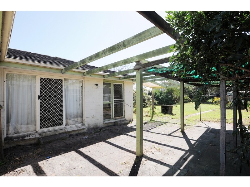 8 Fellowes Street, Seaford VIC 3198
