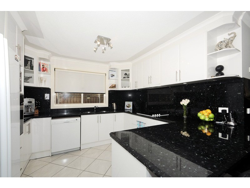 15 Narelle Court, Skye VIC 3977