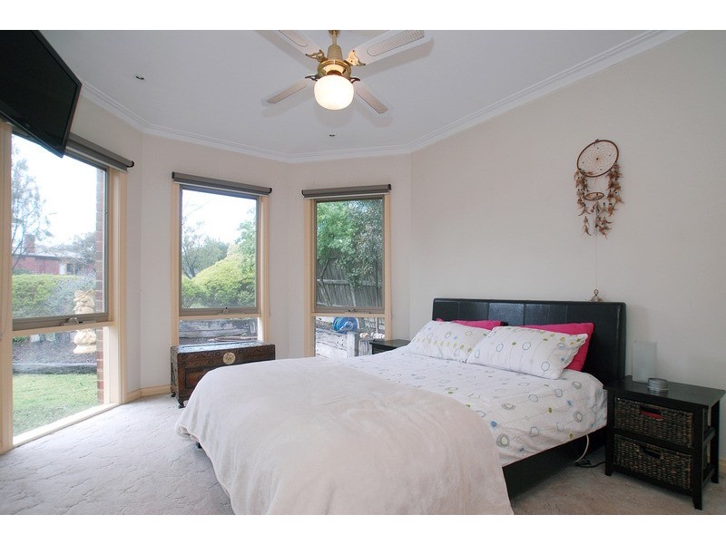 11 Micheala Court, Langwarrin VIC 3910