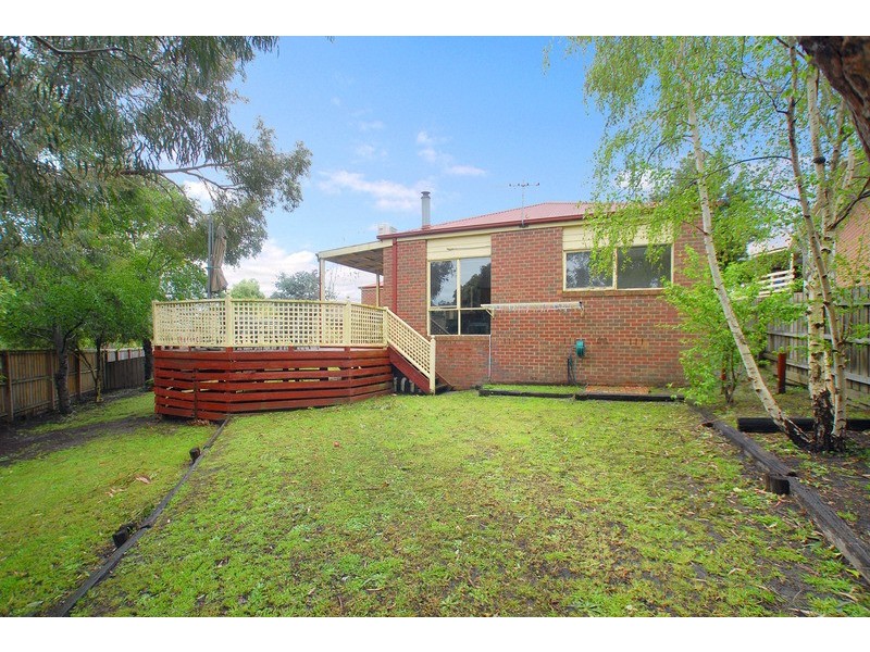 11 Micheala Court, Langwarrin VIC 3910