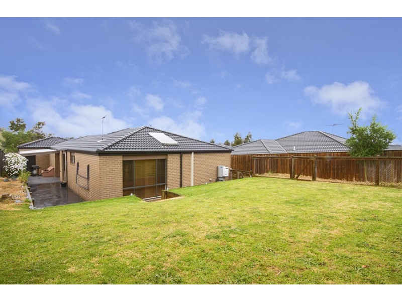 7 Birdrock Court, Carrum Downs VIC 3201