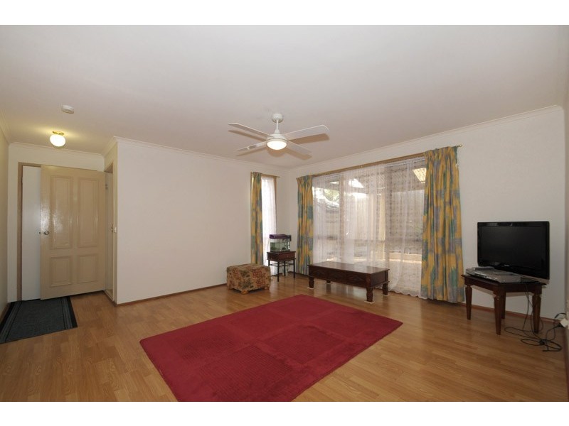 11 Alter Court, Skye VIC 3977