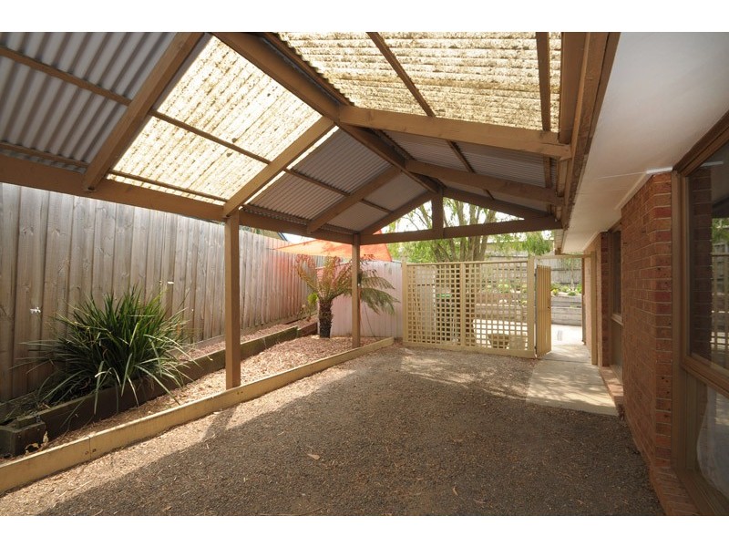 11 Alter Court, Skye VIC 3977