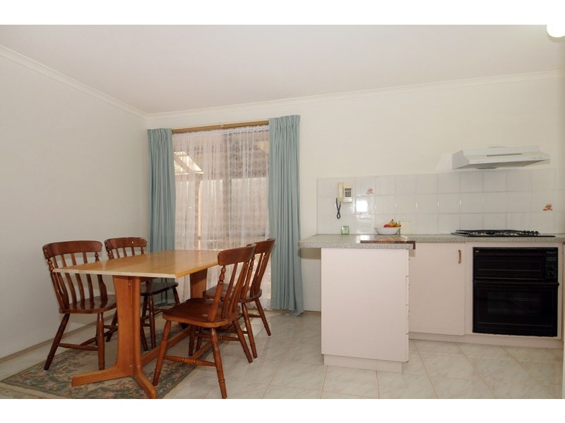 11 Alter Court, Skye VIC 3977