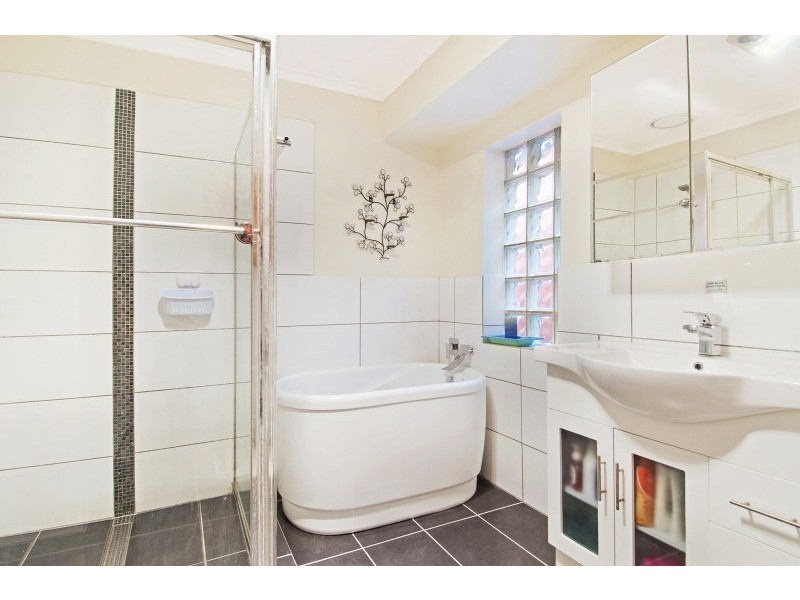 24 Cicada Court, Carrum Downs VIC 3201