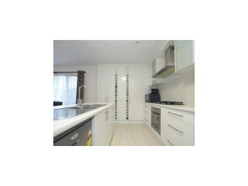 2 Holly Place, Carrum Downs VIC 3201