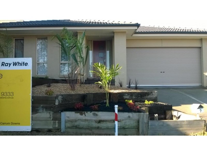 2 Holly Place, Carrum Downs VIC 3201