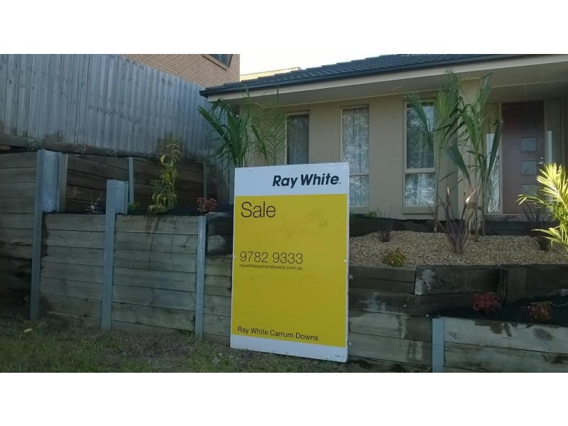 2 Holly Place, Carrum Downs VIC 3201