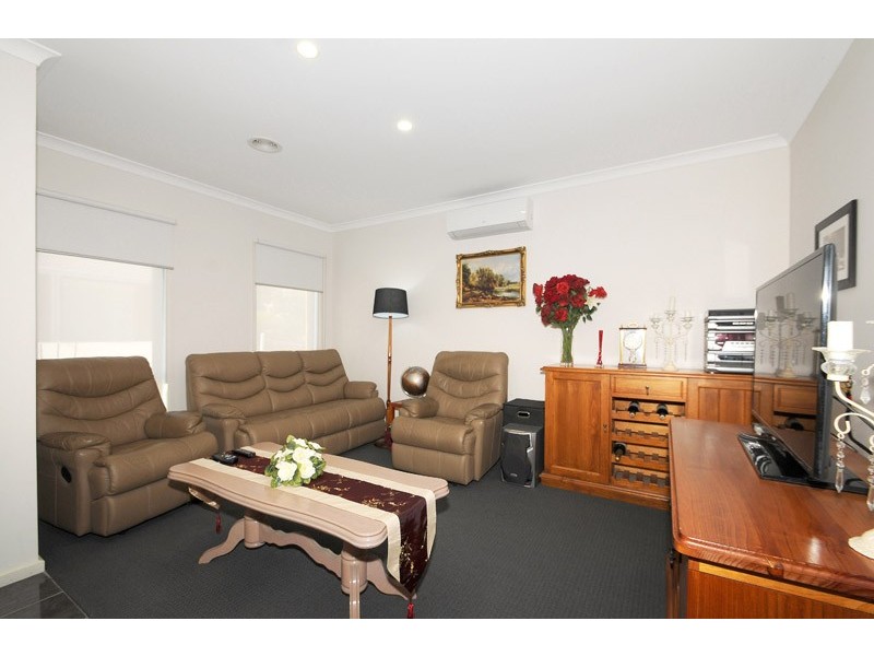 7/11 Brunnings Road, Carrum Downs VIC 3201