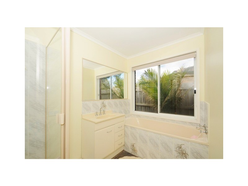 8 Palma Court, Frankston South VIC 3199