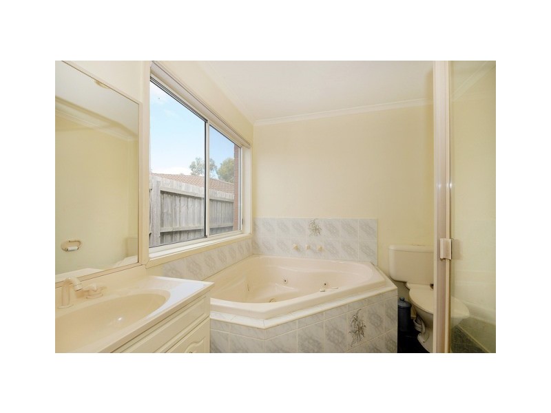 8 Palma Court, Frankston South VIC 3199