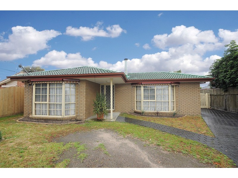 2 Lewin Street, Carrum Downs VIC 3201
