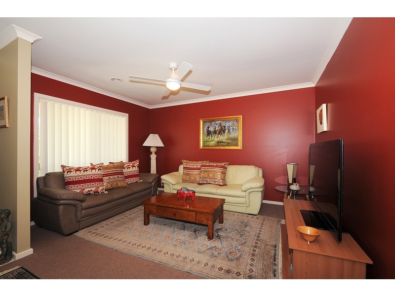 4/55 McClelland Drive, Skye VIC 3977