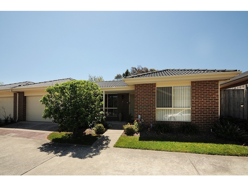 4/55 McClelland Drive, Skye VIC 3977