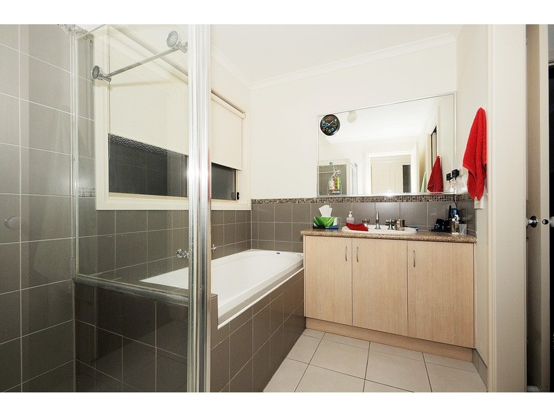11/11 Coco Pde, Skye VIC 3977