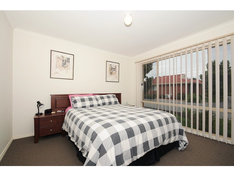 11/11 Coco Pde, Skye VIC 3977